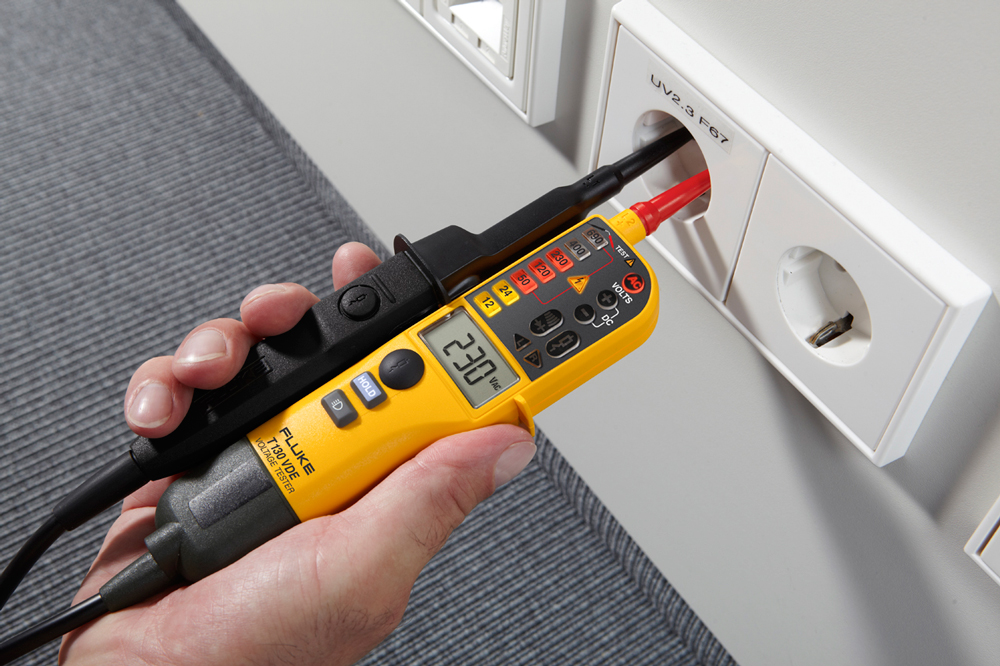 FLUKE T130 testeur tension vat application prise FLUKE